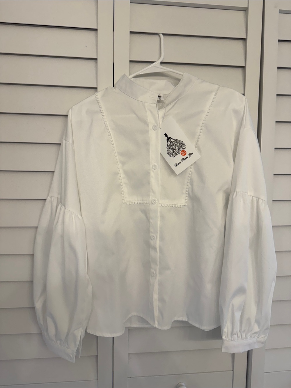 Duo Ra Jia White Mandarin Collar Blouse